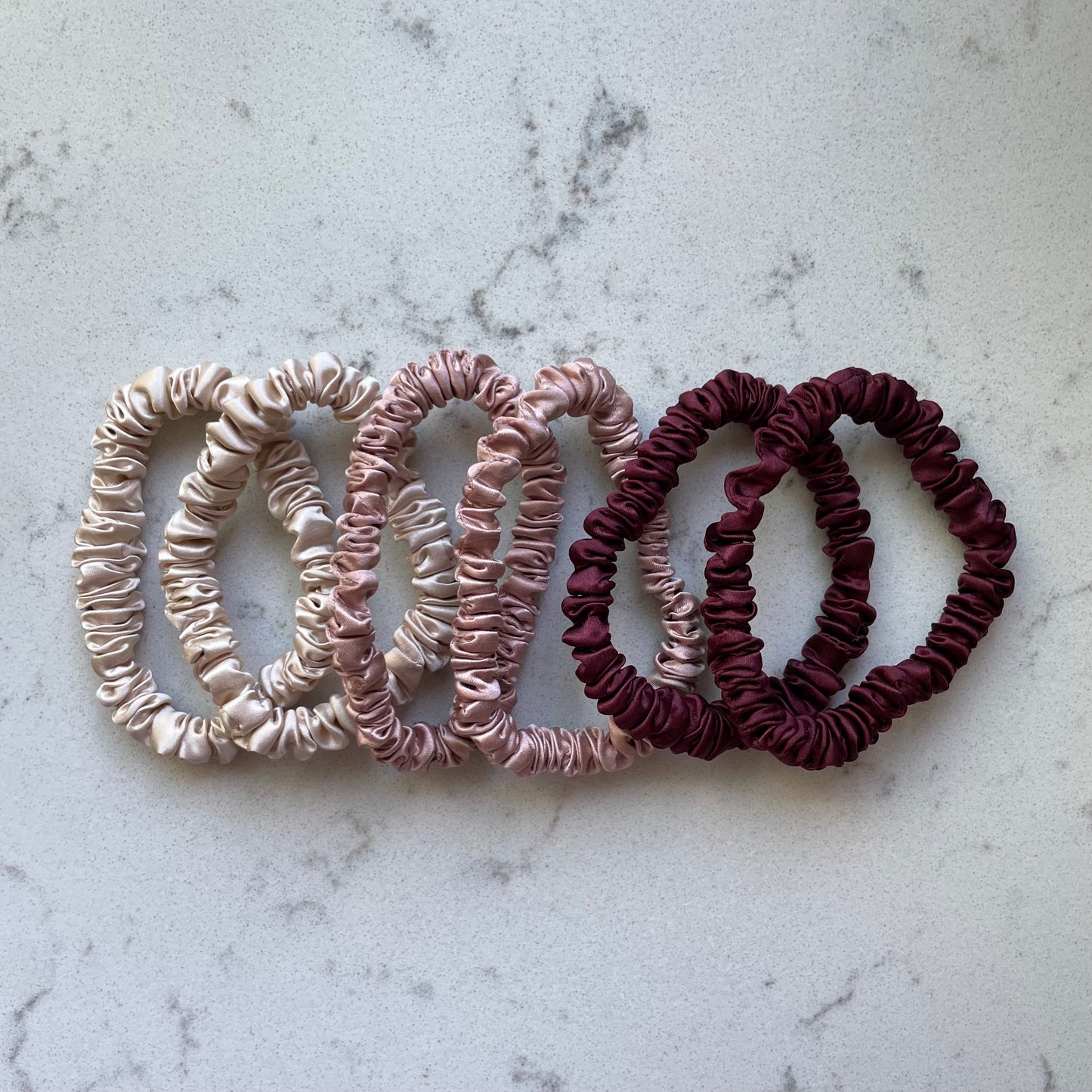 6 Silk Scrunchies (Mix Color - Beige Pink Red)