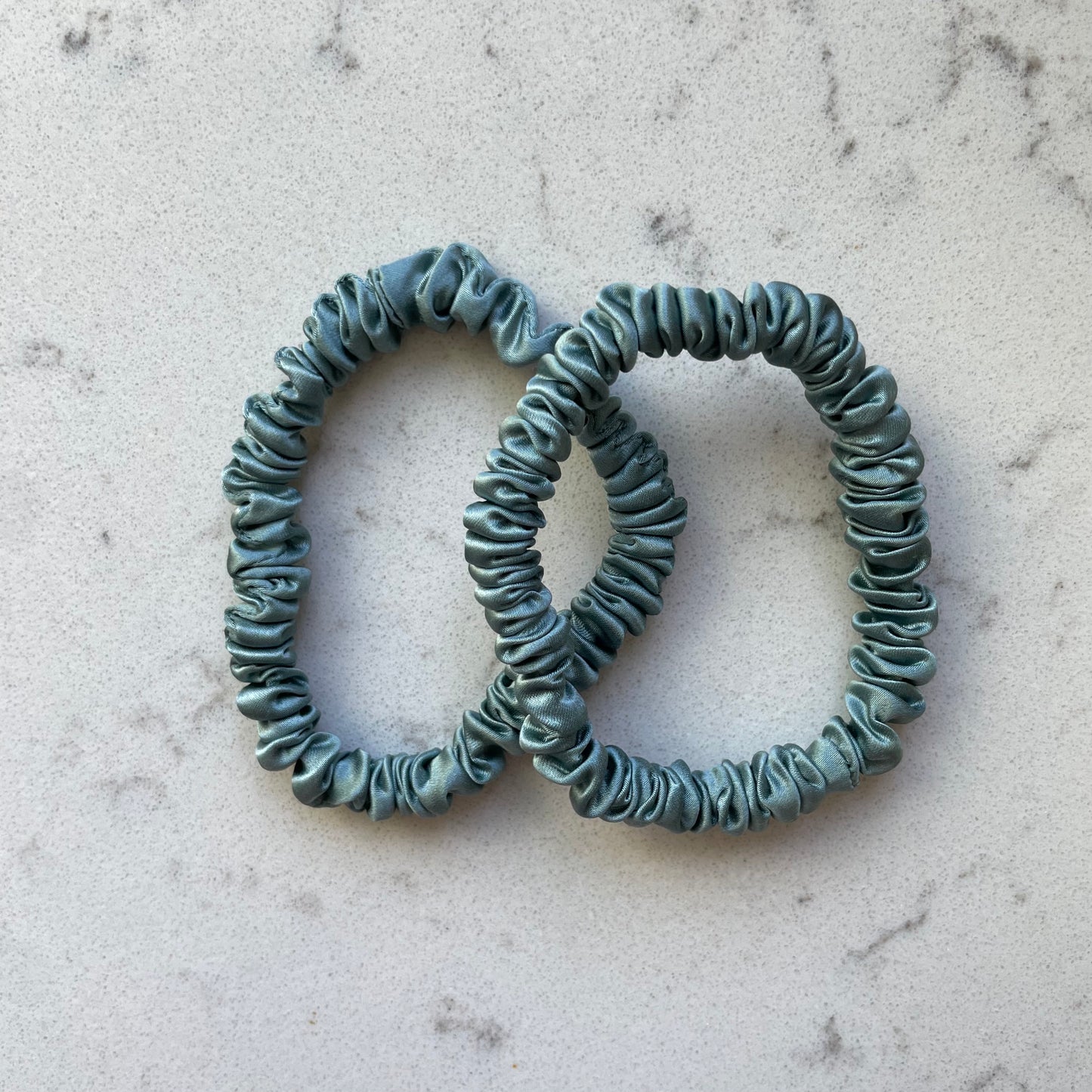 2 Silk Scrunchies (Blue)