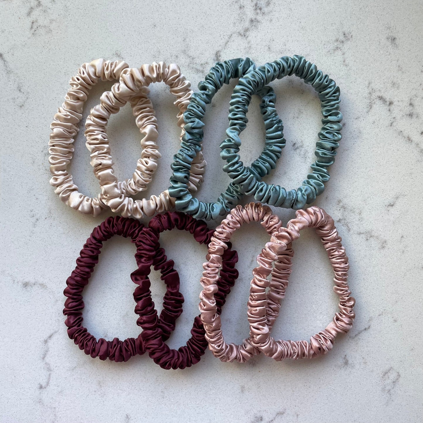 8 Silk Scrunchies (Mix Color)